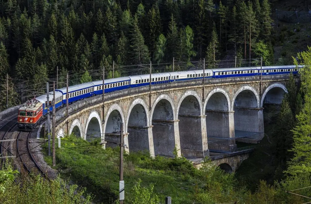 Golden Eagle Danube Express: the train exterior