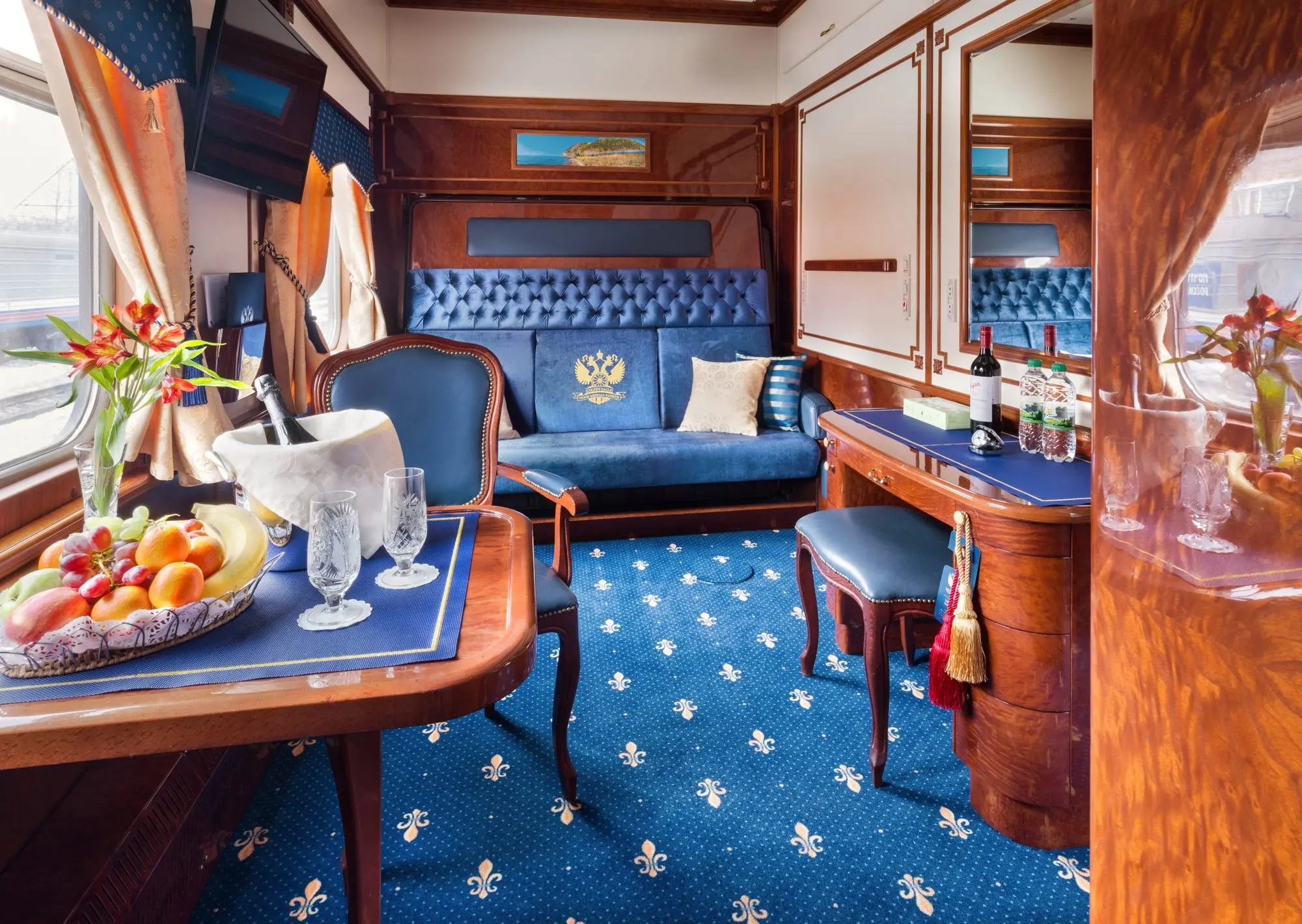 Suite with sofa and table on the Golden Eagle