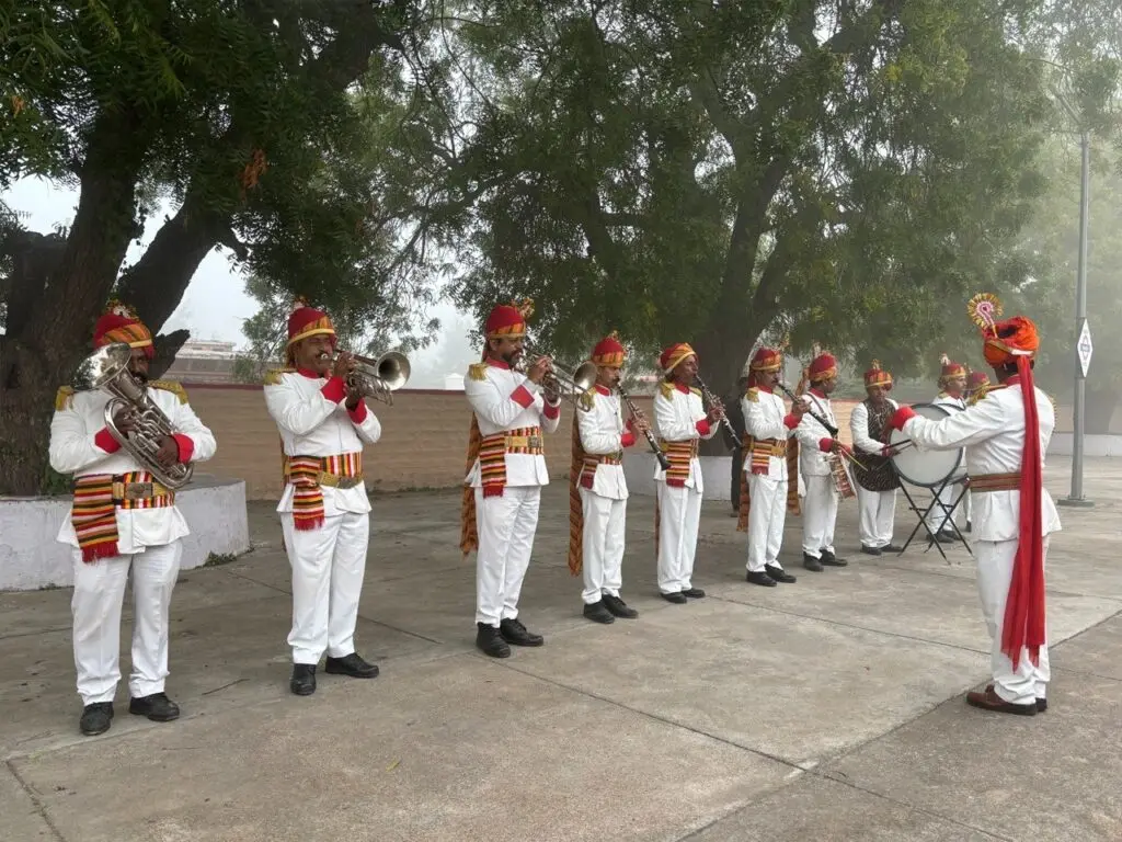 Brass band welcoming guests on the platform